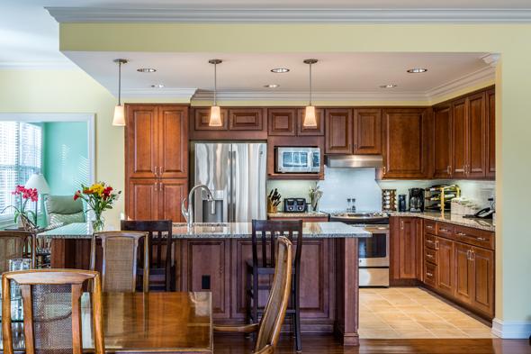 120 building apartments dining
